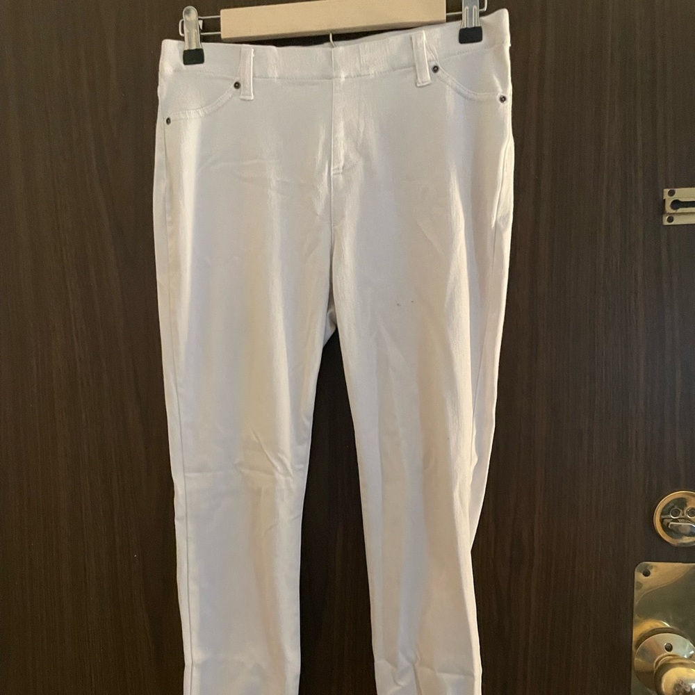 White jeggings